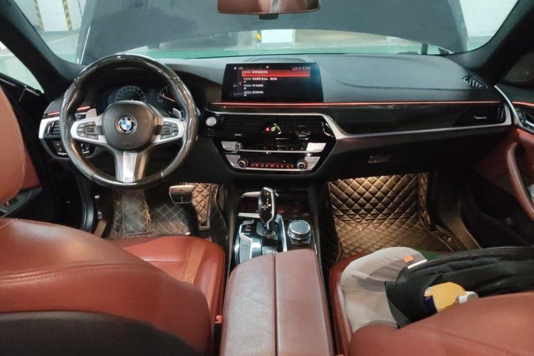 Used BMW 5 Series 2019 530Li Luxury Edition M Sport Package Center Console