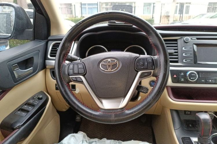 Used Toyota Highlander 2017 2.0T Four-Wheel Drive Luxury Edition 7 Seats
