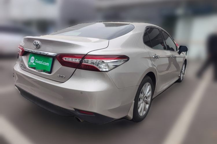 Used Toyota Camry 2018 2.0G Luxury Edition Rear Right 45 Deg
