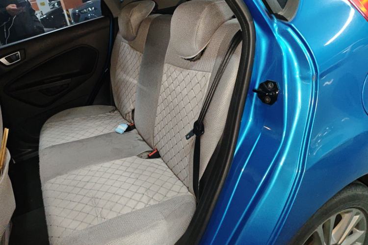 Used Ford Fiesta 2013 Hatchback 1.5L Automatic Fashion Edition
