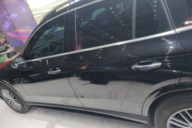 Used Mercedes-Benz GLC 2023 GLC 300 L 4MATIC Dynamic 7-Seater