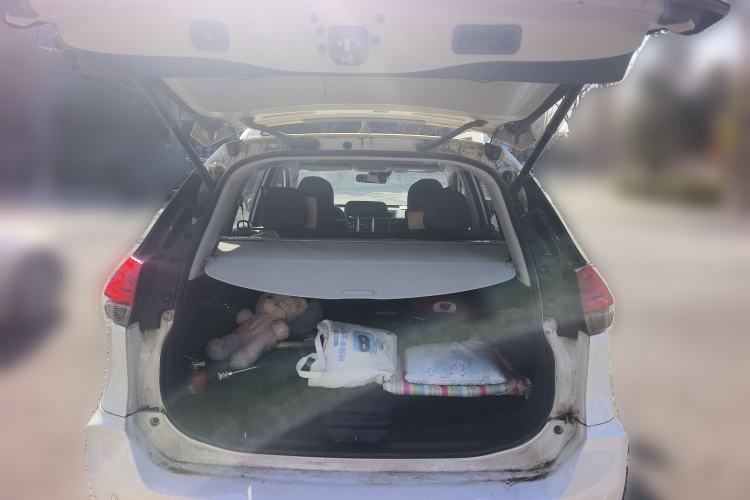 Used Nissan X-Trail 2019 2.5L CVT Smart Connect Luxury Edition 4WD