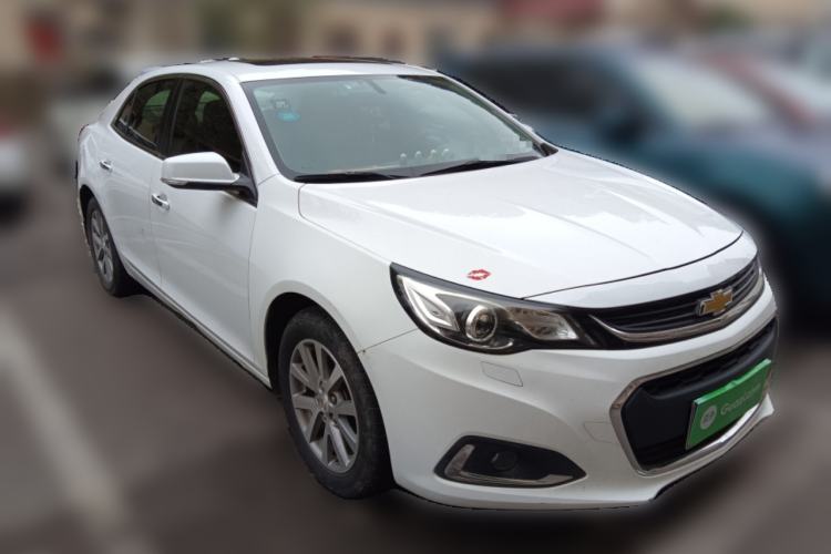 Used Chevrolet Malibu 2017 1.5T Automatic Luxury Edition Front Right 45 Deg