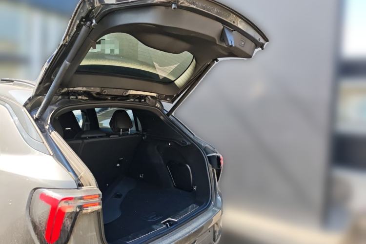 Used Lynk & Co 01 2023 1.5TD EM-F PM Trunk