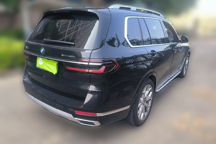 Used BMW X7 2024 xDrive40i Luxury Package – Leading Model