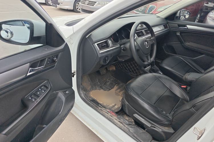 Used Volkswagen Bora 2020 1.5L Automatic Fashion Edition Driver Seat