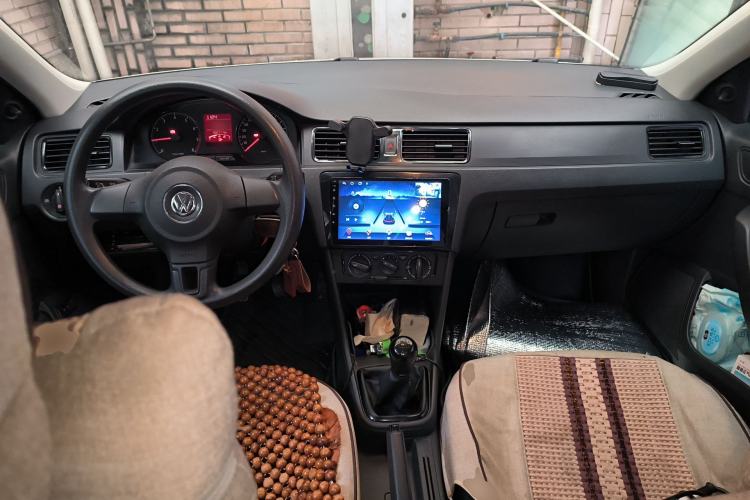 Used Volkswagen Santana 2015 1.4L Manual Fashion Edition