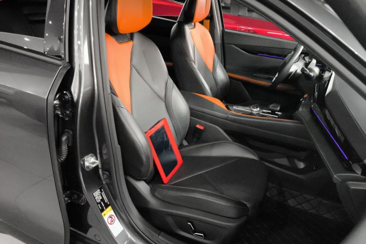 Used CHANGAN UNI-V 2022 1.5T Prestige Version