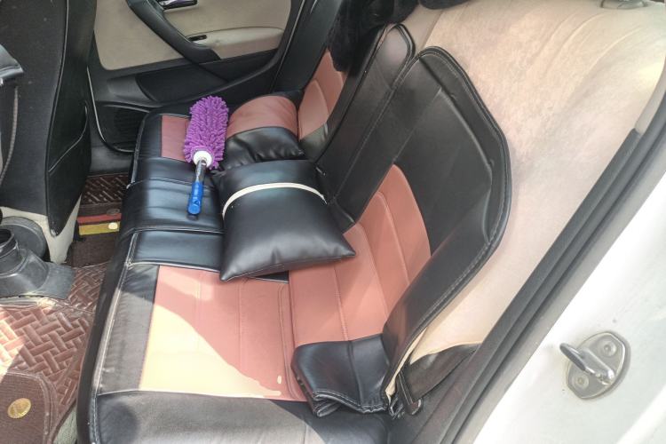 Used Volkswagen Polo 2011 1.4L Manual ZhiShang Edition
