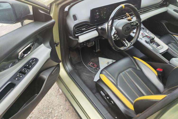 Used GAC Trumpchi EMPOW 2021 270T DCT J16 Version Driver Seat