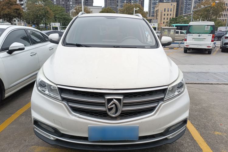 Used Baojun 730 2021 1.5L Manual Fashion Version 7 Seats Front