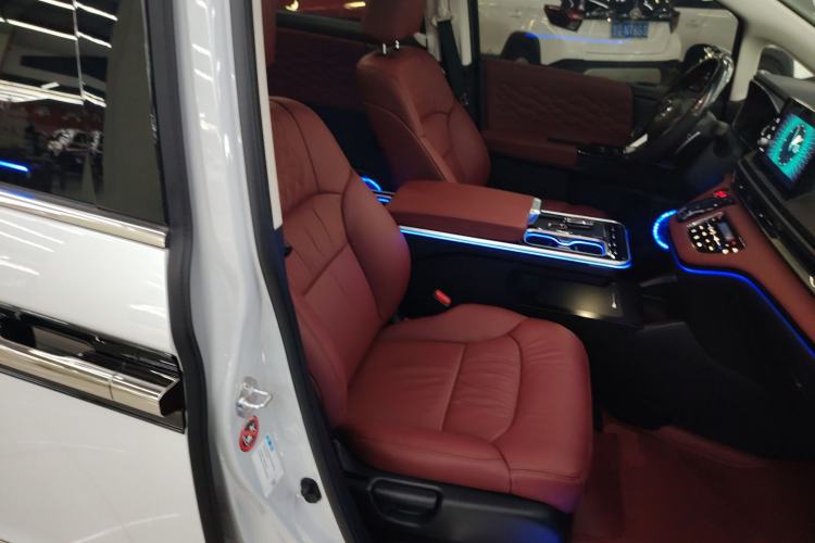 Used Honda Elysion 2024 2.0L eHEV Classic Edition