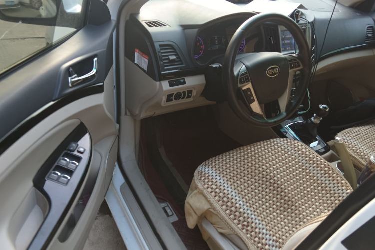 Used BYD Surui 2012 1.5TI Manual Luxury Version