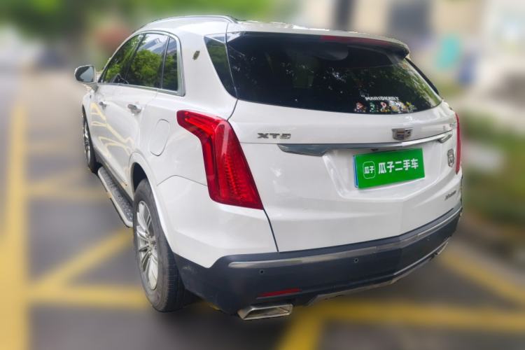 Used Cadillac XT5 2018 25T Luxury Model Rear Left 45 Deg
