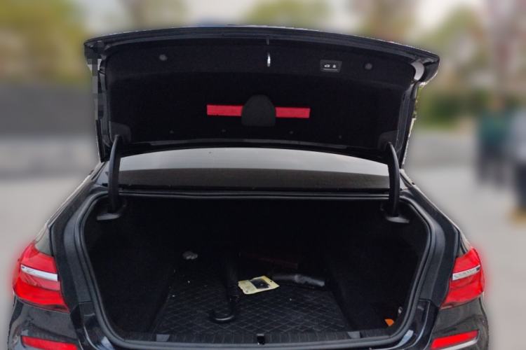 Used BMW 7 Series 2018 730Li Leading Model M Sport Package
