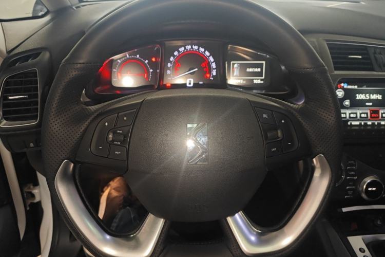 Used DS 5 2015 1.6T Luxury Edition THP160 Steering Wheel