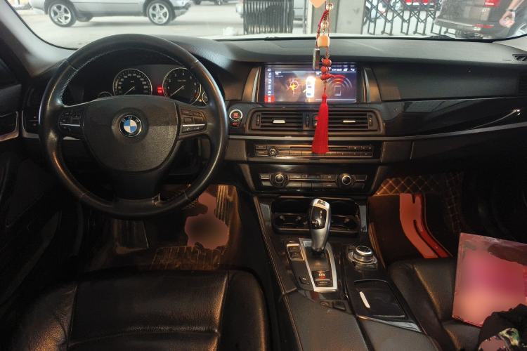 Used BMW 5 Series 2013 520Li Elegant Edition Center Console