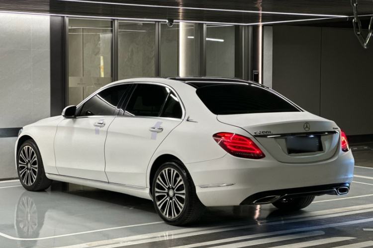 Used Mercedes-Benz C-Class 2015 C 200 L 4MATIC