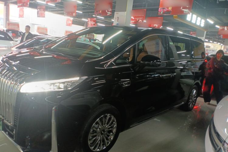 Used Wey Gaoshan 2023 Four-Wheel Drive Flagship Edition
