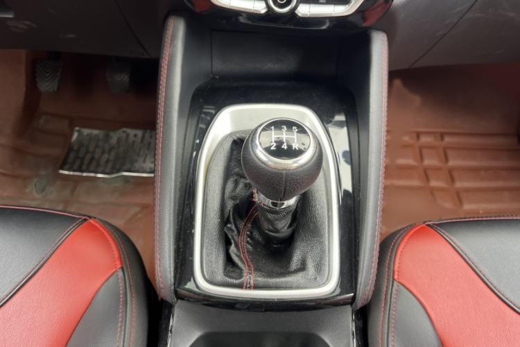 Used Brilliance V3 2017 1.5L Manual Smart Model
