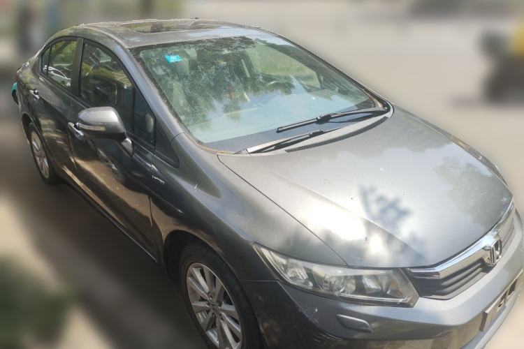 Used Honda Civic 2012 1.8L automatic luxury edition
