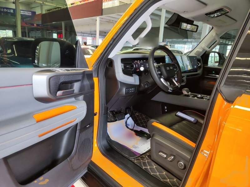 Used BAIC Off-Road BJ40 2024 2.0T All-New Urban Hunter Edition Ultimate Version — 15