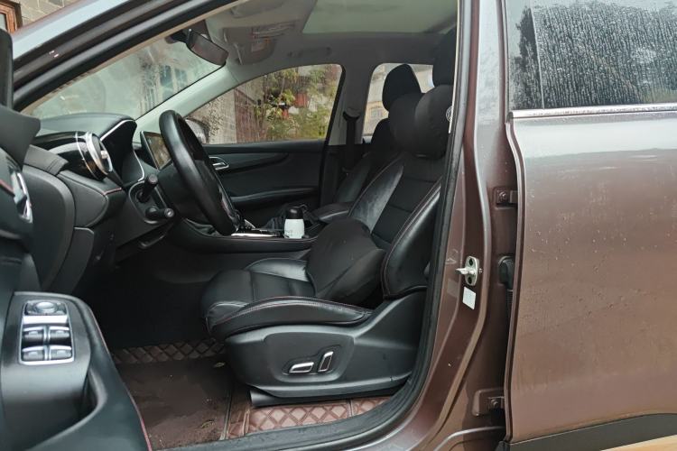 Used MG Pilot 2021 300TGI Automatic Two-Wheel Drive Fuel-Efficient Luxury Edition
