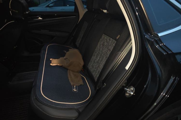 Used Volkswagen Passat 2025 Outstanding Model 330TSI Elite Edition
