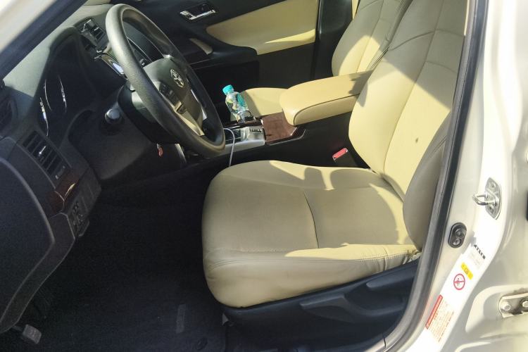 Used Toyota Reiz 2013 2.5S Elite Edition Left Front Seat