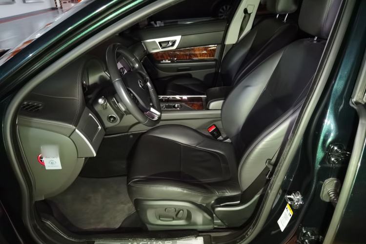 Used Jaguar XF 2014 XF 2.0T Luxury Edition