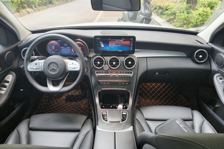 Used Mercedes-Benz C-Class 2021 C 200 L Fashion Edition Sport Version Center Console