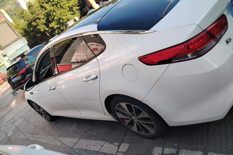 Used Kia K5 2017 2.0L Automatic 15th Anniversary Special Edition LUX
