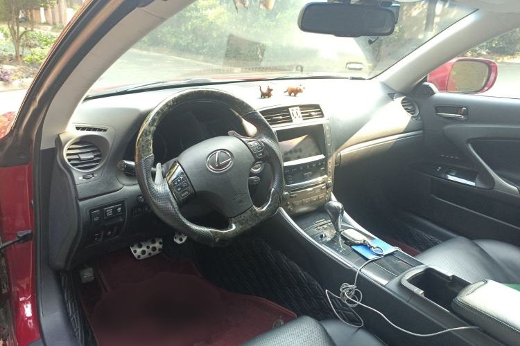 Used Lexus IS 2011 250C
