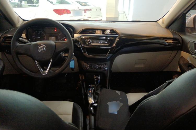 Used Buick Excelle 2018 15N CVT Elite Edition Center Console