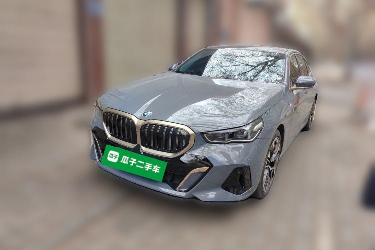 Used BMW 5 Series 2024 530Li Luxury Edition M Sport Package