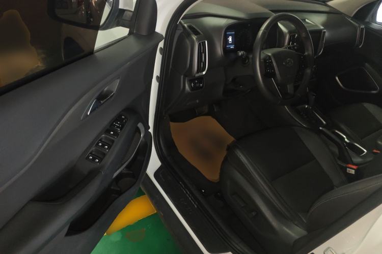 Used Hyundai ix35 2019 2.0L Automatic 2WD Zhiyong·Changxiang Edition China V Standard
