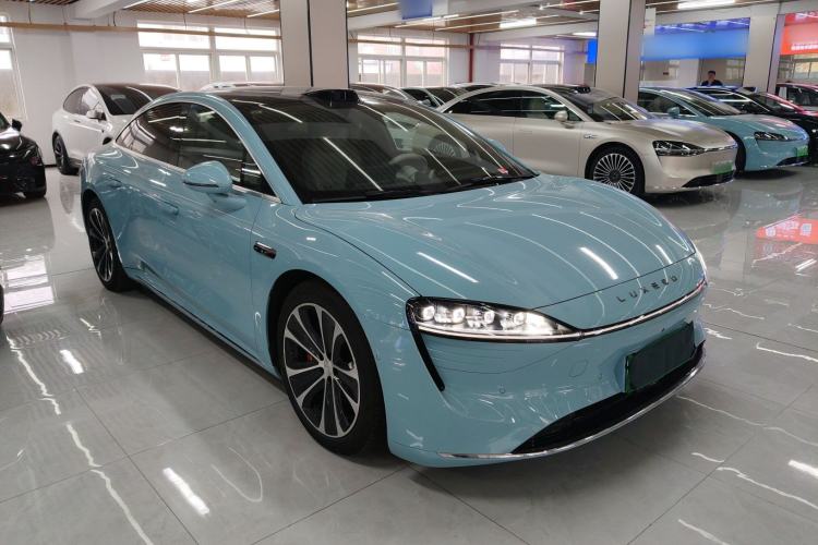 Used Hima Luxeed S7 2025 785 km Ultra