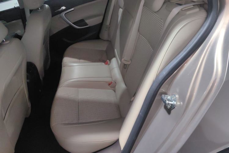 Used Buick Regal 2014 2.0L Leading Fashion Edition