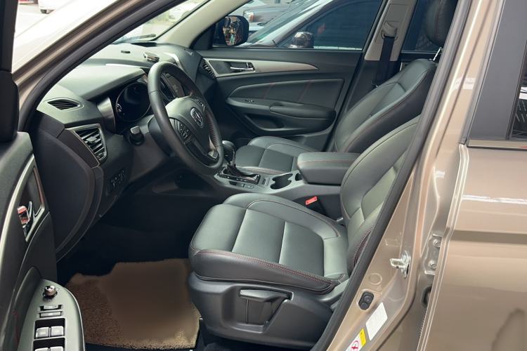 Used CHANGAN CS75 2016 1.8T Automatic Elite Model China IV Standard
