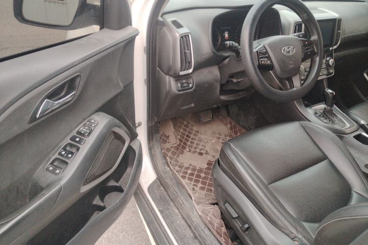 Used Hyundai ix35 2019 2.0L Automatic 2WD Zhiyong·Changxiang Edition China V Standard
