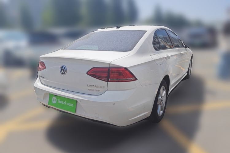 Used Volkswagen Lamando 2015 230TSI DSG Fashion Edition Rear Right 45 Deg