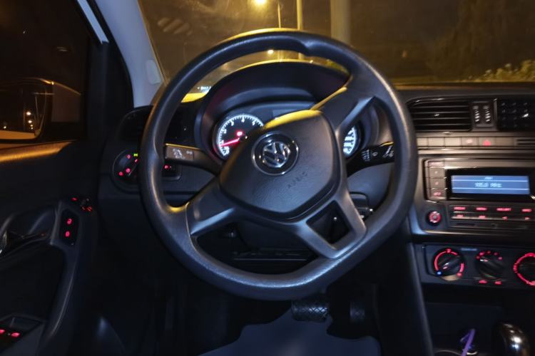 Used Volkswagen Polo 2016 1.4L Automatic Trendy Model Steering Wheel
