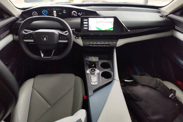 Used CHANGAN UNI-V iDD 2023 Zhidian iDD 1.5T 113km Smart & Fun Version (Rapid Edition)