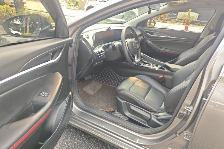 Used CHANGAN Eado 2020 PLUS 1.6L GDI Automatic Luxury Model Driver Seat