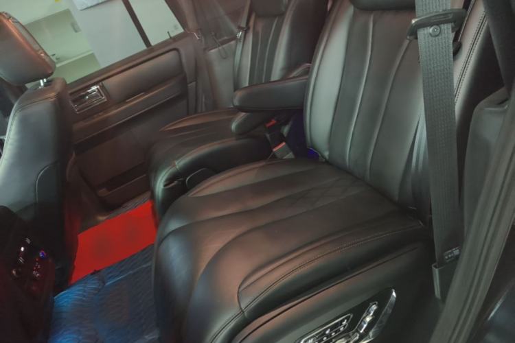 Used Lincoln Navigator 2016 3.5T AWD Left Rear Seat