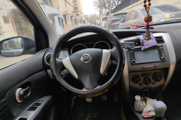 Used Nissan Livina 2013 Jingrui 1.6XL Manual Comfort Edition Steering Wheel