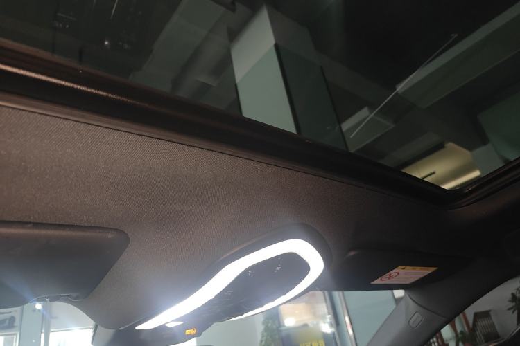 Used Porsche Macan 2024 Macan 2.0T