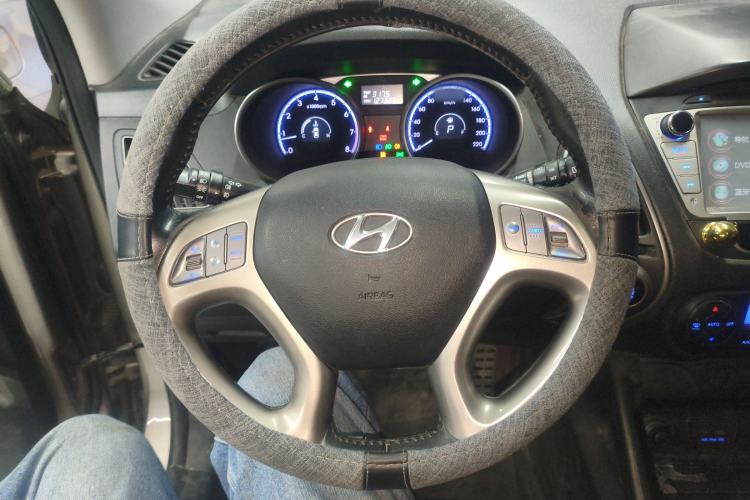 Used Hyundai ix35 2012 2.4L Automatic Two-Wheel Drive Prestige Edition GLS Steering Wheel