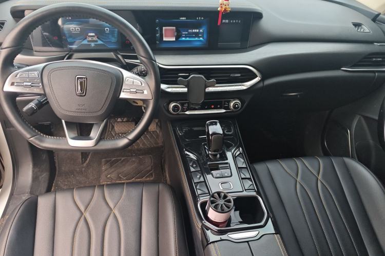 Used Bestune T77 2021 PRO 280 TID Custom Edition Interior 2