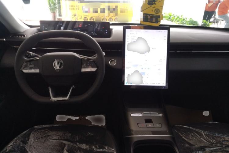 Used CHANGAN Eado PHEV 2025 Smart New Blue Whale 145KM High-Energy Edition Center Console